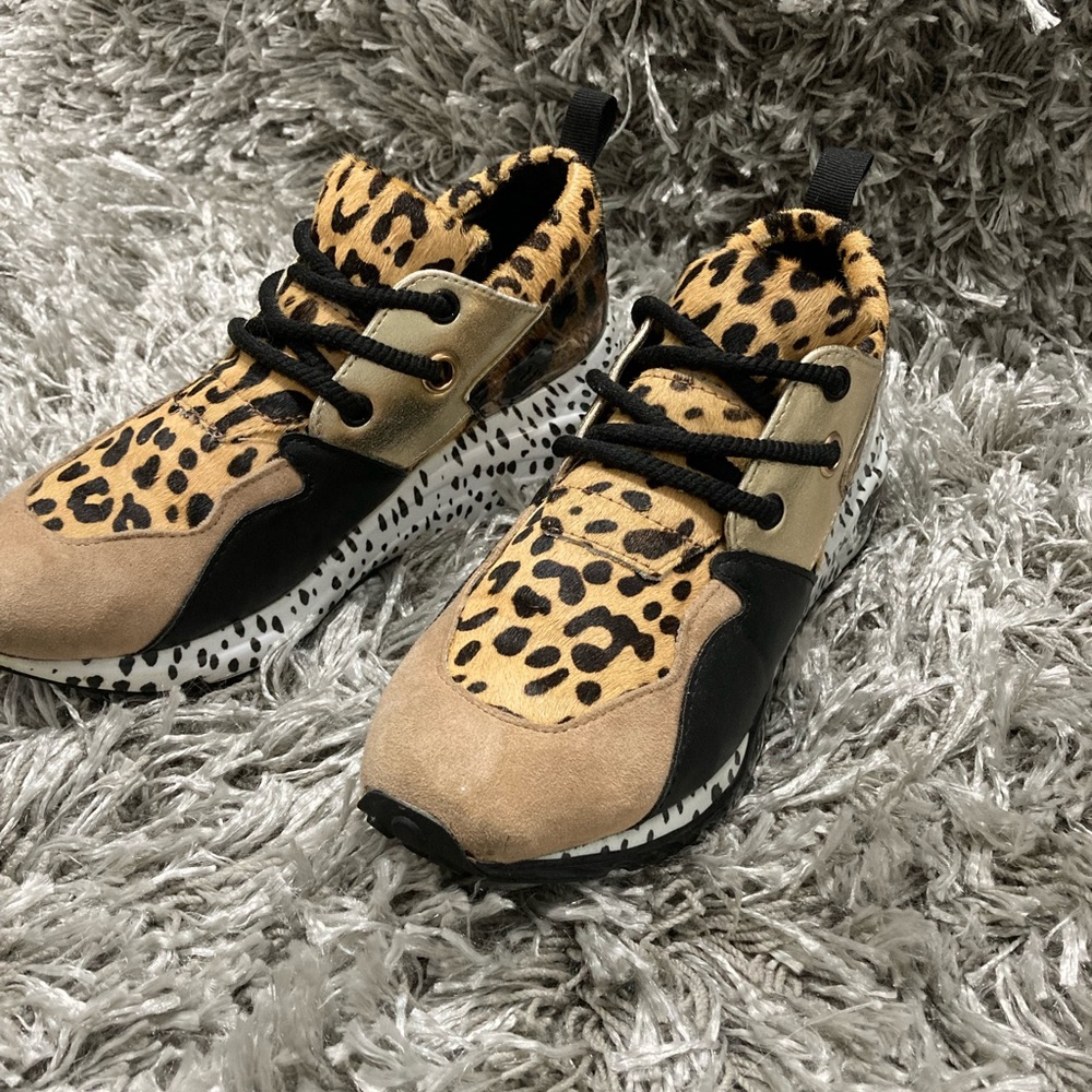 STEVE MADDEN CLIFF Animal Sneakers
